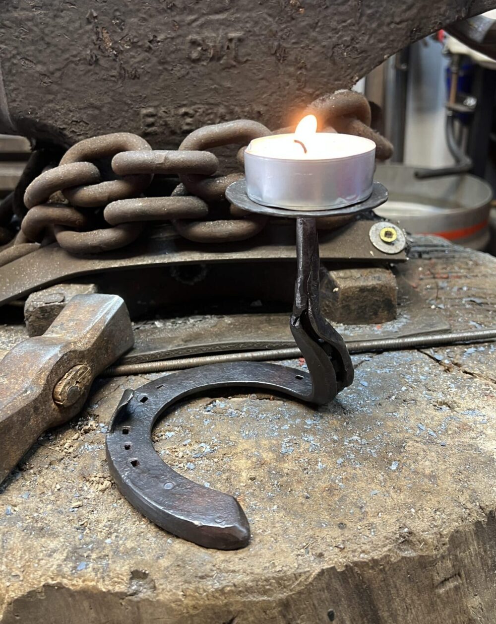 Hand-Forged Horseshoe Candle Holder – Rustic Metal Art